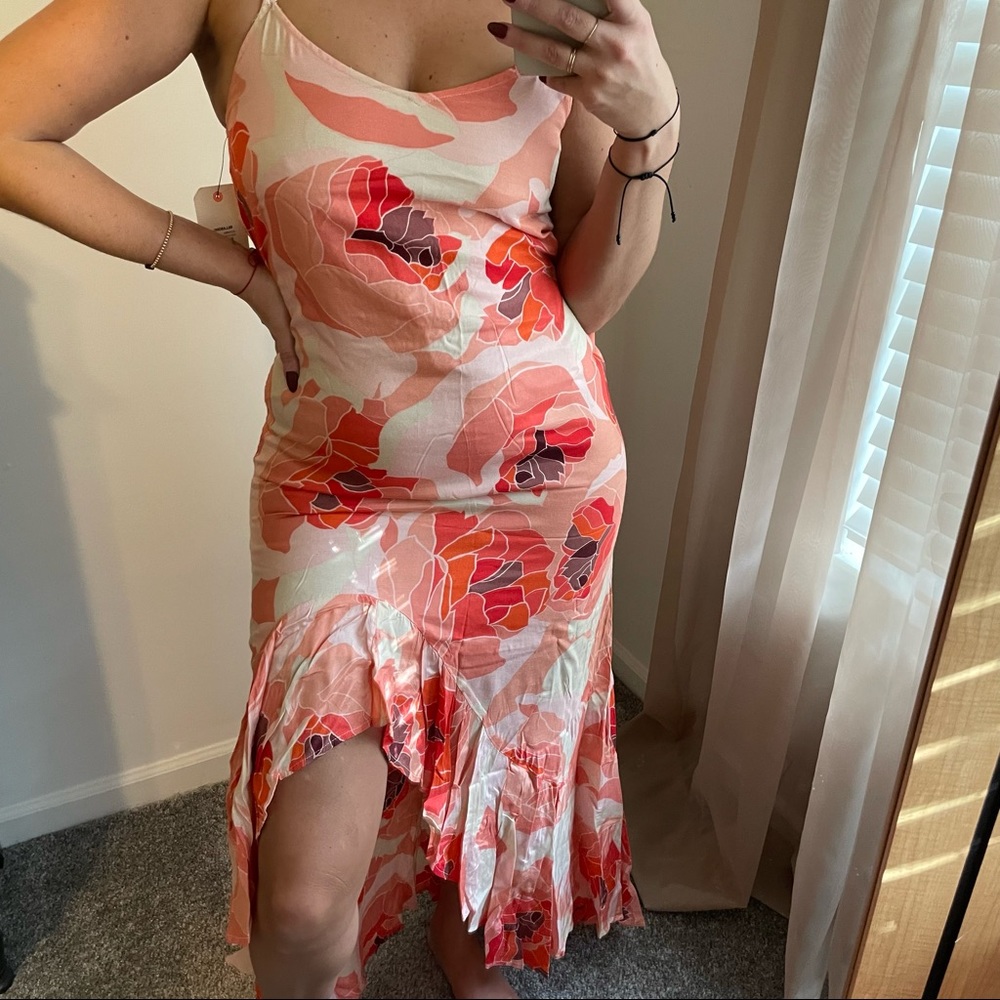 Billabong floral asymmetrical dress